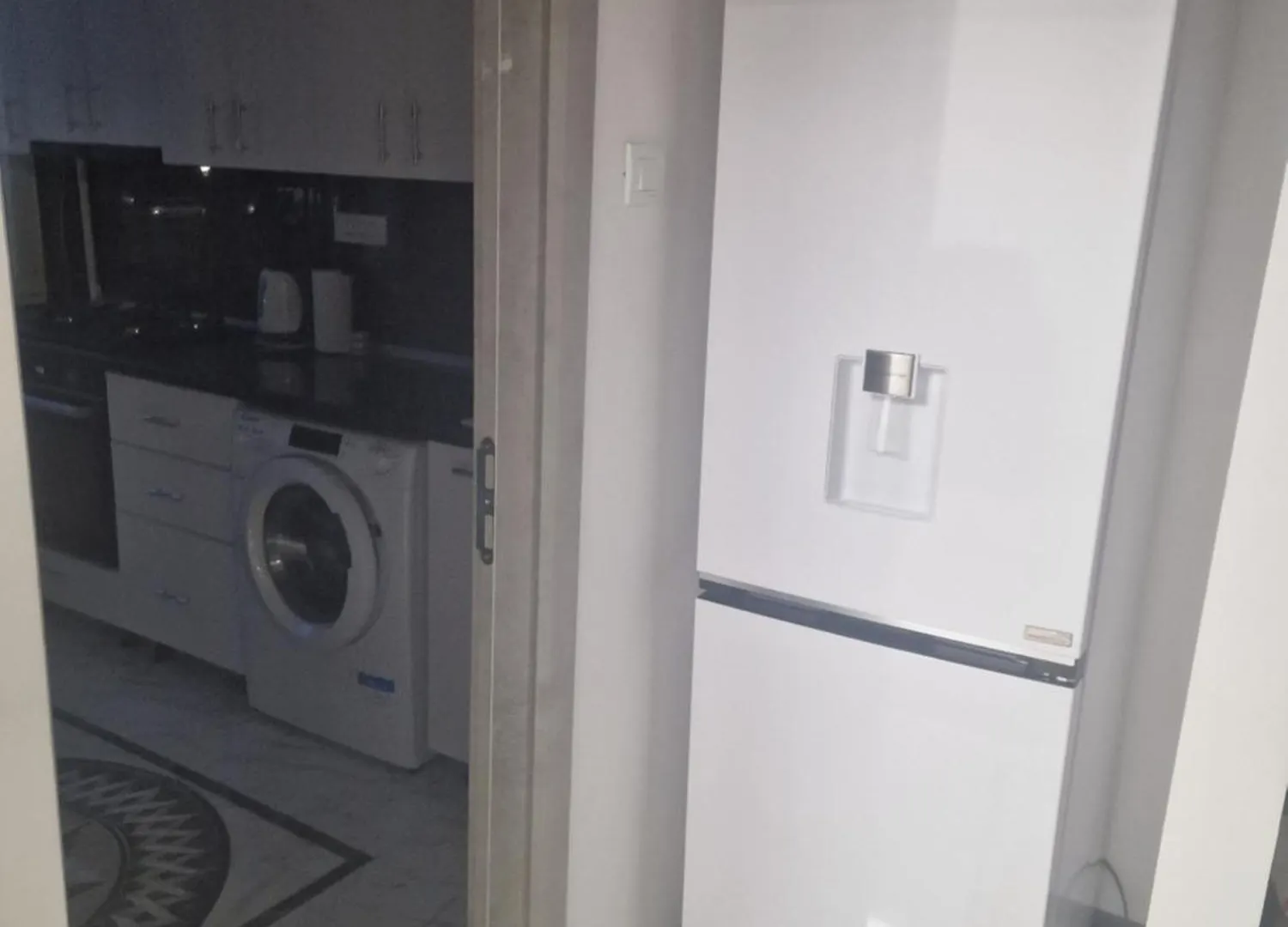 Ely'S Apartament Deluxe Bucharest Romania